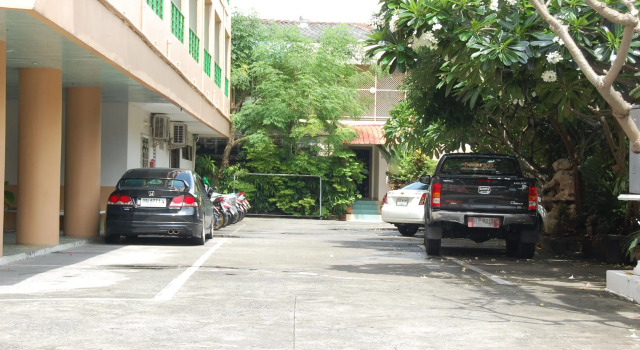 Central Place Hotel