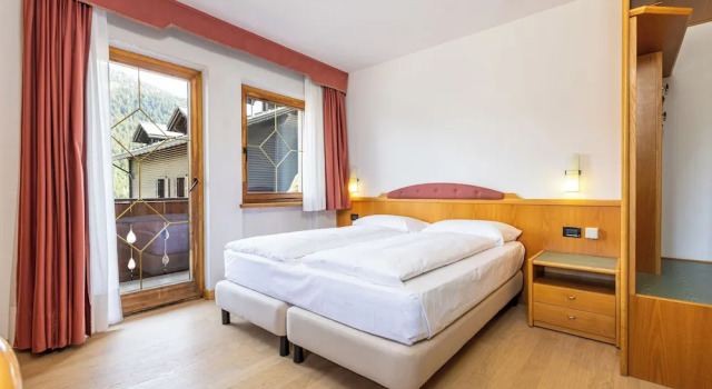 Hotel Cardo, Buchen Sie Hotel Valdidentro Oberes Veltlin