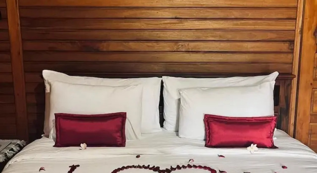 Номер Deluxe Nusa Dua Huts Pondok Gajah Para by EPS