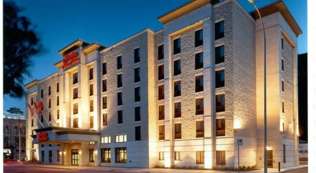 Четырёхместный номер Standard Humphry Inn and Suites