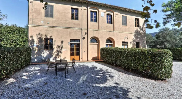 Коттедж Agriturismo Villa Rosselmini