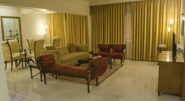 Люкс Deluxe Zaver Pearl Continental Hotel Gwadar