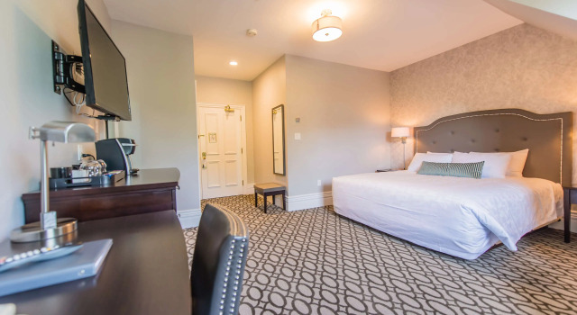 Двухместный номер Standard с балконом Idlewyld Inn & Spa