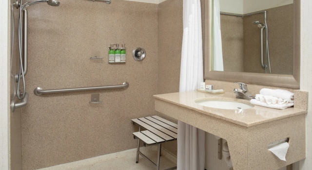 Люкс c 1 комнатой Holiday Inn & Suites Goodyear - West Phoenix Area by IHG