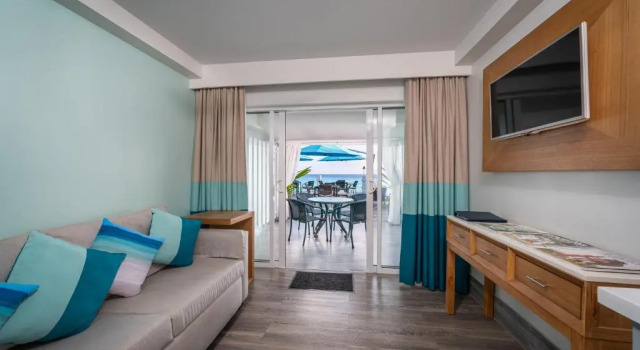 Полулюкс с видом на океан South Gap Hotel