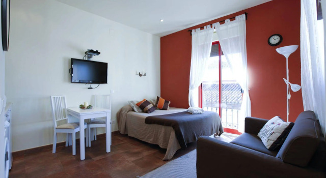 Apartamentos Camino del Prado, Забронировать Апартаменты/квартира Мадрид Провинция Мадрид, рядом с Дом-музей Лопе де Вега