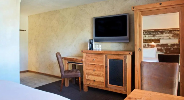 Четырёхместный номер Standard Hotel Becket, BW Signature Collection