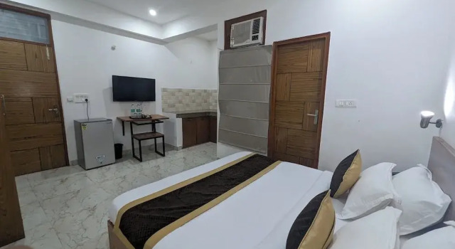 Hotel Prime Chhatarpur, Забронировать Отель Отели Нью-Дели с завтраком, Завтраки