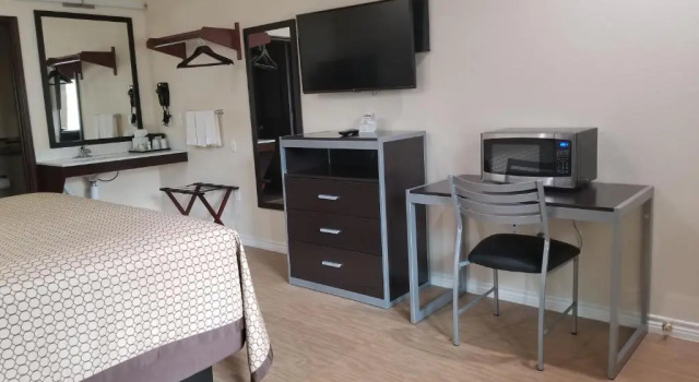 Студия Scottish Inns & Suites Bay City, TX