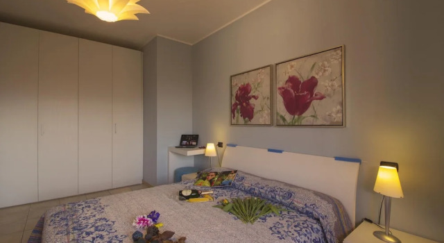 Семейные апартаменты с балконом и с видом на озеро Casa Fiorita Pool and Lake