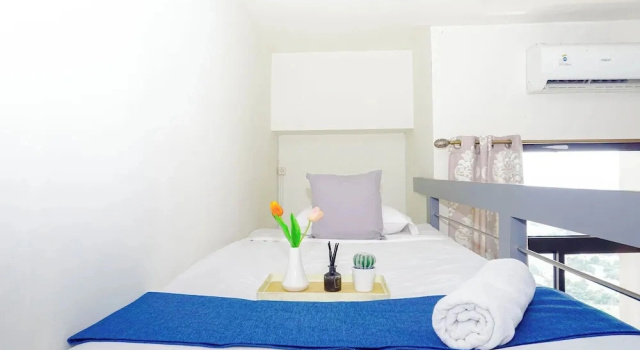 Monolocale Standard Smart Layout Studio At Dave Apartment Near Universitas Indonesia