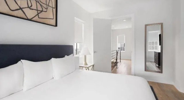 Номер Standard с 2 комнатами Reside Navy Yard, a Wyndham Residence