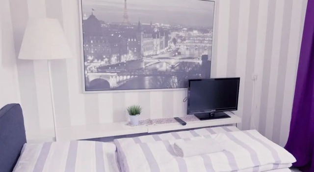 Heinsens Ellerbek, Book Hotel Ellerbek 