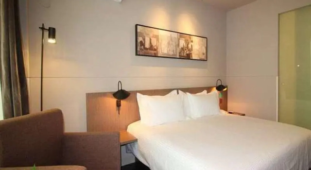 Номер Business Jinjiang Inn Select Yantai Development Zone Wuzhishan Road