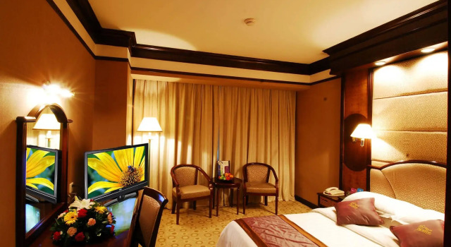Xin Hua International, Book Hotel SPA-hoteller i Qingyang, SPA