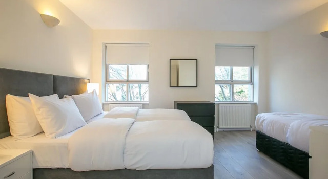 Семейный номер Standard с 3 комнатами с балконом Georgian Square Apartments