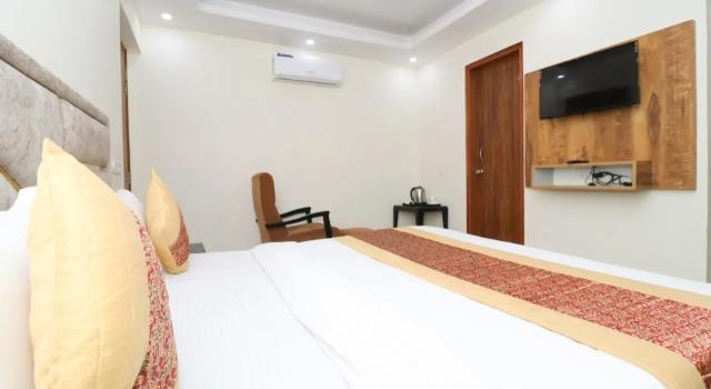 Hotel The Glory, Забронировать Отель Отели Нью-Дели с завтраком, Завтраки