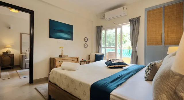 Alaya Stays Veera Marina 1BHK with Pool, Prenota Appartamento Candolim 