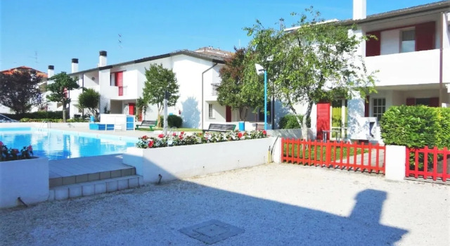 Вилла Family Villa with Private Garden