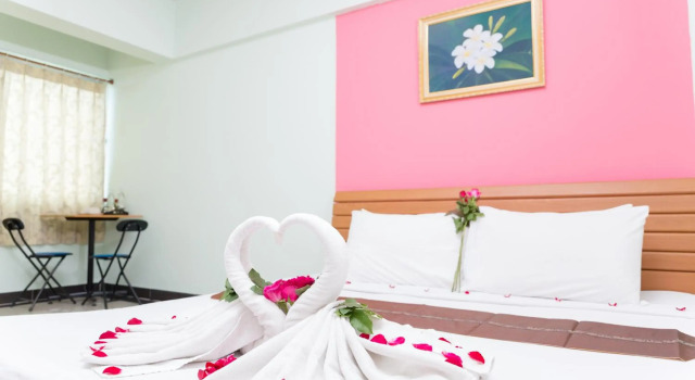 The Garden Place Bangkok, Забронировать Отель Отели Нонтхабури с парковкой, Парковка