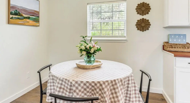 4 Mi to Dtwn: Dog-friendly Fayetteville Home, Varaa Lomakoti Fayetteville 