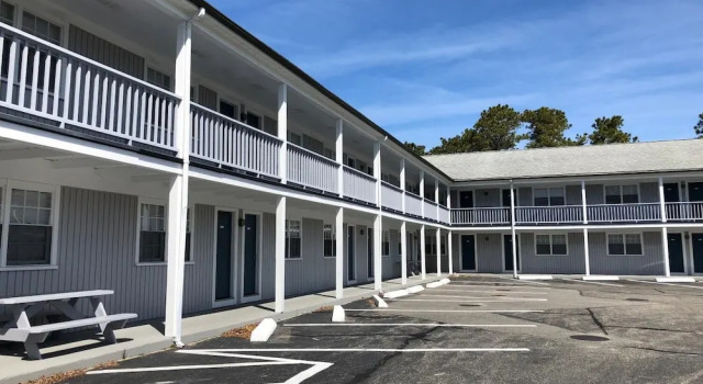 Doryman Motel, Varaa Motelli Hotellit New England uima-altaalla, Uima-allas
