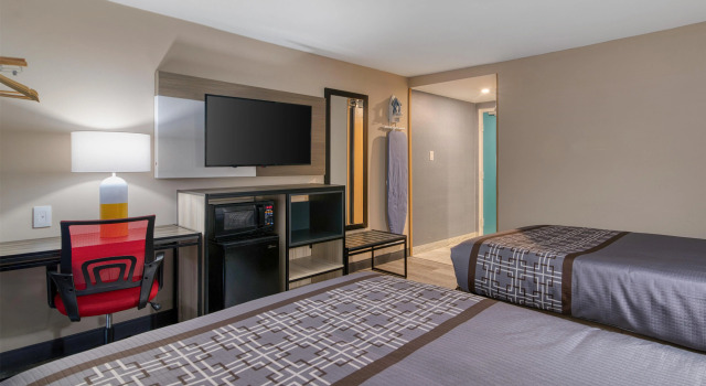 Четырёхместный номер Standard Yankee Clipper Inn, SureStay Collection by Best Western