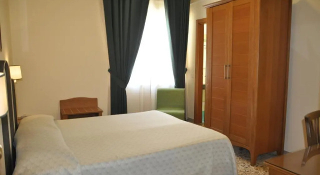 Номер Economy Hotel Tourist