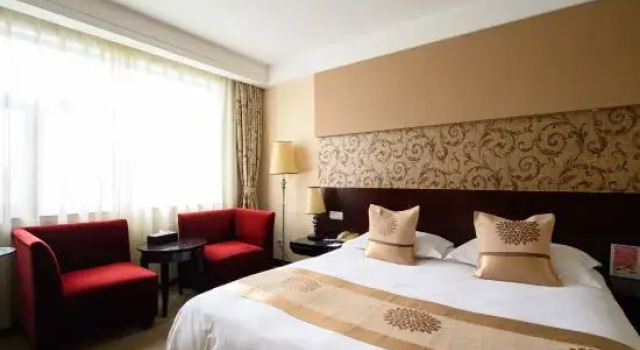 Двухместный номер Standard Dian Chi Hotel