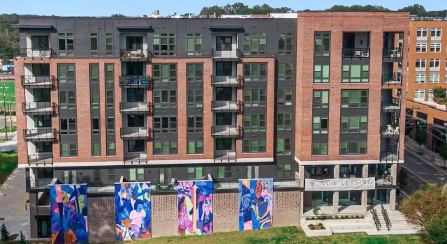 Landing Chic Studio Yoga Studio Courtyard, Забронировать Апартаменты/квартира Апартаменты Дарем, рядом с Завод медовых напитков Honey Girl, Апартаменты/квартира