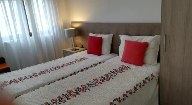 Hospedaria Sãozinha, Забронировать Отель Отели и гостиницы Фигейра-да-Фош, рядом с Пляж Кларидаде, Отель