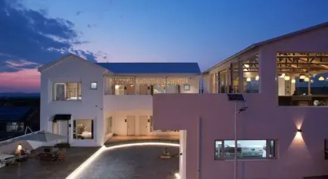 Huishanli · Natural Luxury · Grassland Design Guesthouse (Datanzhen), Prenota Boutique Hotel business a Chengde, 4* 5*