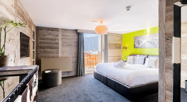 Двухместный номер Standard с балконом Hotel Farinet