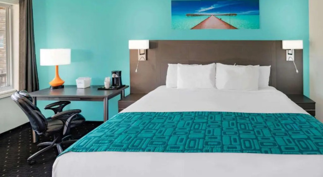 Номер Standard Howard Johnson by Wyndham Gananoque