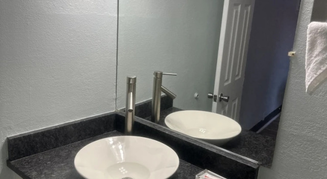 Двухместный номер Standard Whispering Pines Motel
