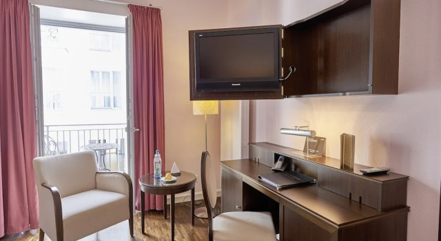 Одноместный номер Deluxe с балконом Hotel Elbresidenz an der Therme