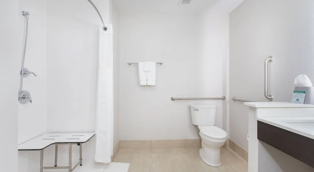Двухместный люкс Holiday Inn Express & Suites La Grange by IHG