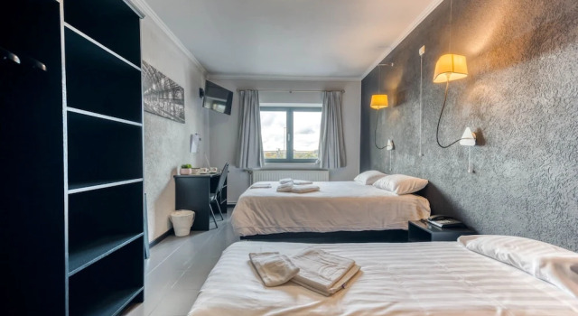 Трёхместный номер Standard Hôtel de la Gare
