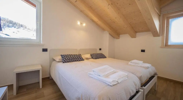 Apartments & Rooms MyHolidayLivigno, Забронировать Апартаменты/квартира Апартаменты Ливиньо, рядом с Кресельный подъёмник Сан Рокко 17А (нижняя станция), Апартаменты/квартира