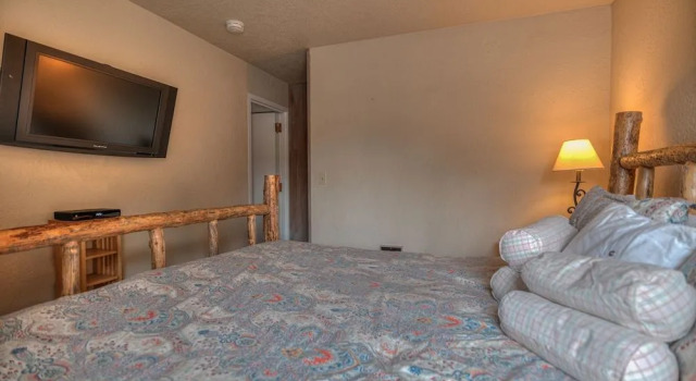 Abbot House Condo 8, Забронировать Апартаменты/квартира Отели Санривер с парковкой, Парковка