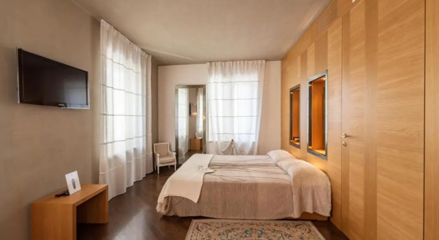 Люкс Hotel Suite Inn