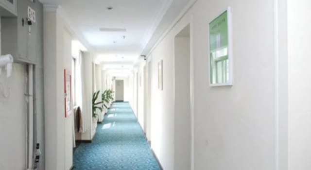 7Days Inn Shenzhen Hong Ling Subway Stataion, Rezerwuj Hotel Hotele w Shenzhen z parkingiem, Parking