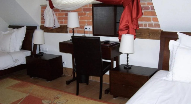 Hotel Flora