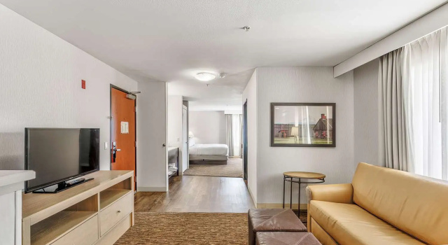 Двухместный люкс c 1 комнатой DoubleTree by Hilton Vancouver
