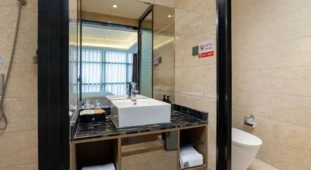 Люкс Comfort с видом на закат New Beacon Xinxilai International Hotel