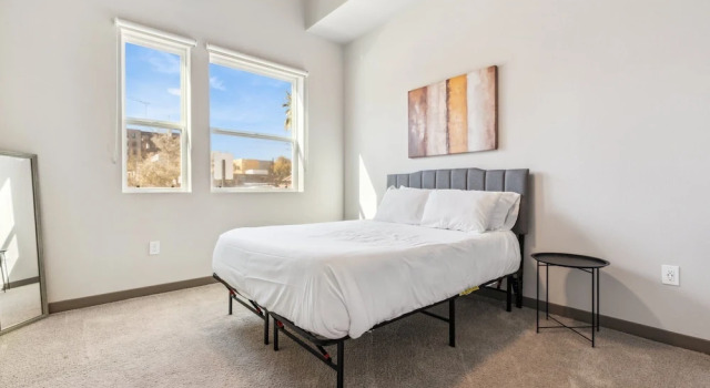 Апартаменты CozySuites at Downtown Phoenix