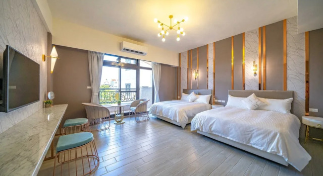 Четырёхместный номер Deluxe с балконом 歐堤斯旅店 Otis Inn-花蓮民宿2531-2541-2555-2556號