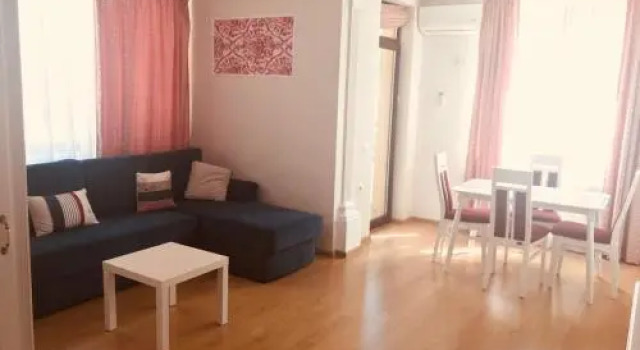Beach Vibe Apartments Solid House, Varaa Huoneisto Hotellit Mamaia-Sat pysäköinnillä, Pysäköinti