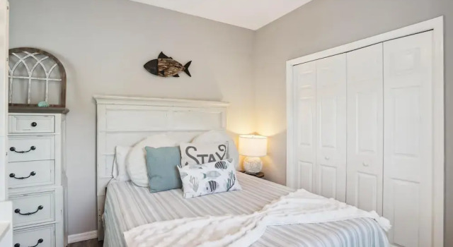 Mariner's Pointe 701