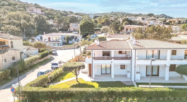 Апартаменты La Lampara House in Cannigione